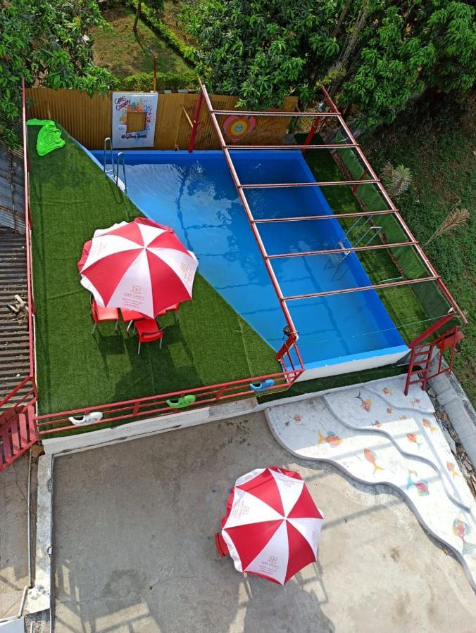 Gods County. Resort & Banquets Tarapith Ngoại thất bức ảnh